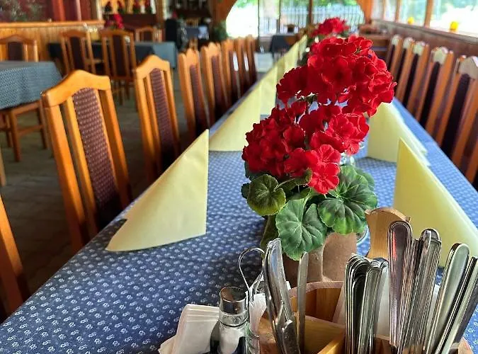 营地 Park Hédervár