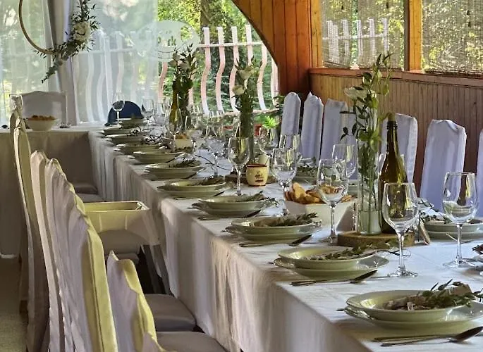 营地 Park Hédervár