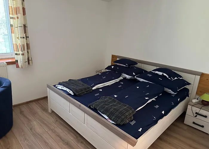 营地 Park Hédervár