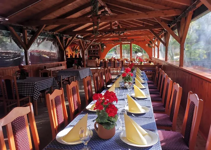 Park 营地 Hédervár