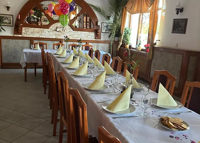 Park 营地 Hédervár